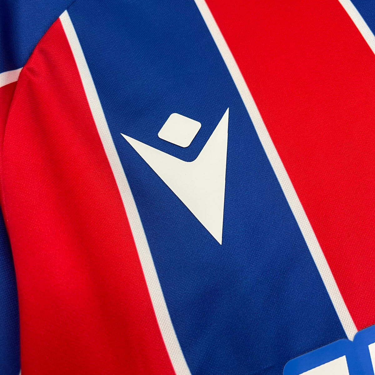 Camiseta local del Crystal Palace 25/26, versión para aficionados