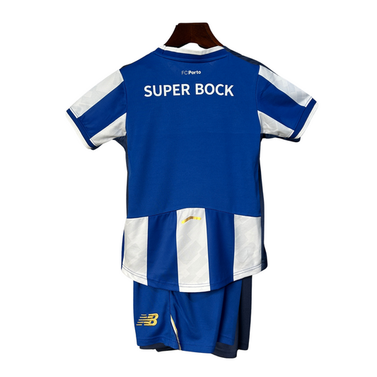 Kit local del FC Porto 25/26 para niños