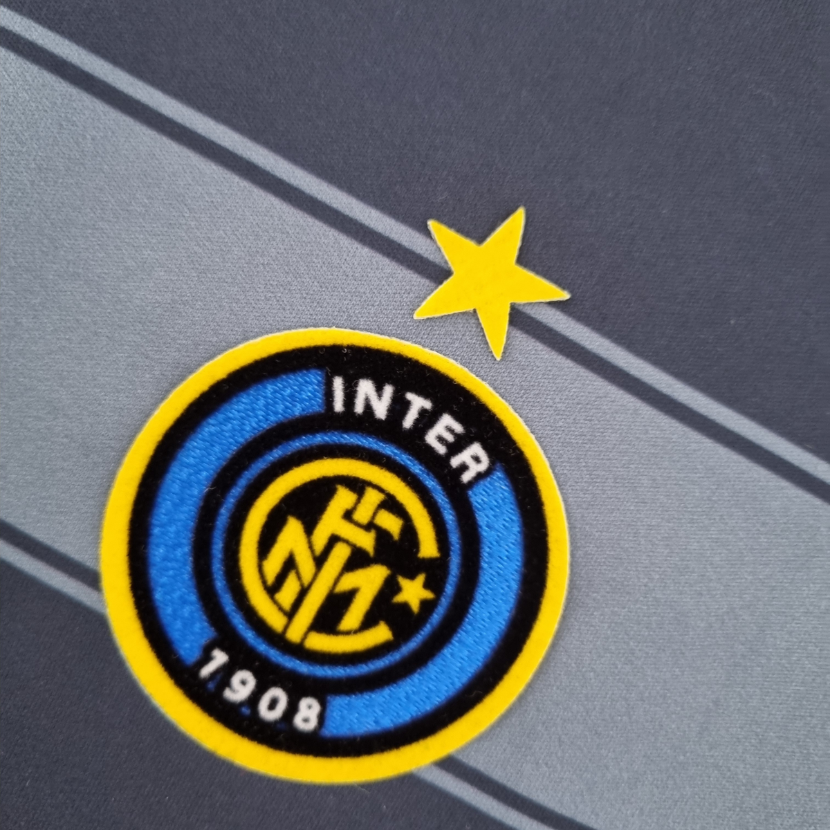 Camiseta retro de la tercera equipación del Inter de Milán 04/05