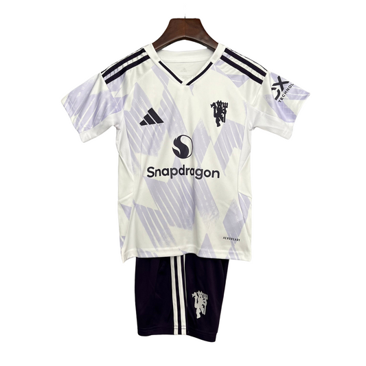 Kit infantil del Manchester United II 25/26 