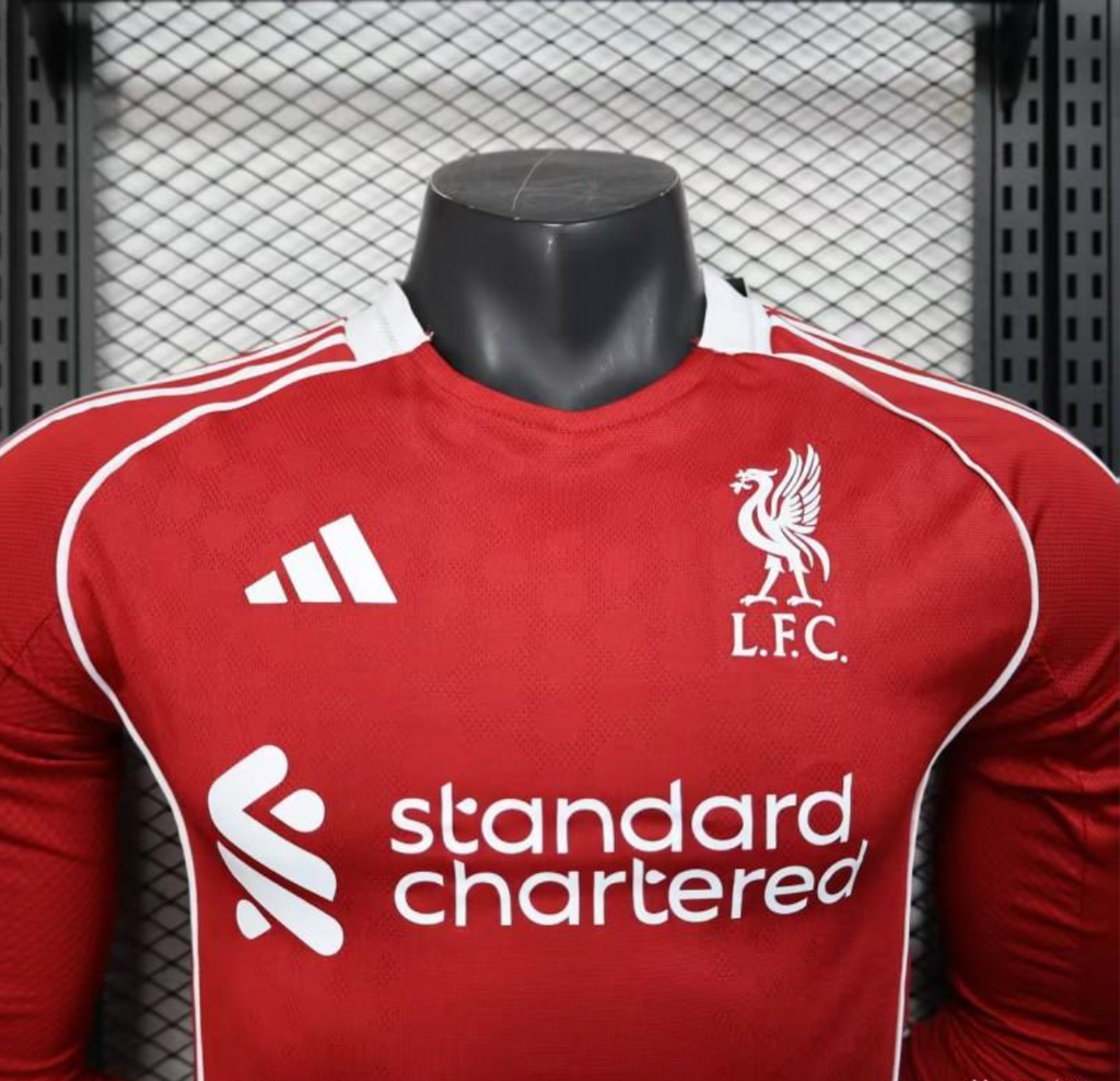 Liverpool Home Player Jersey 2025/26 - Long Sleeve