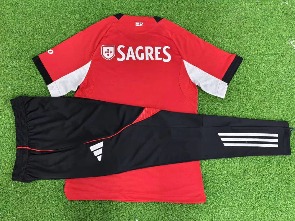 Equipación del Benfica, pantalón y camiseta rojos 2025/26 - NUEVO LANZAMIENTO 