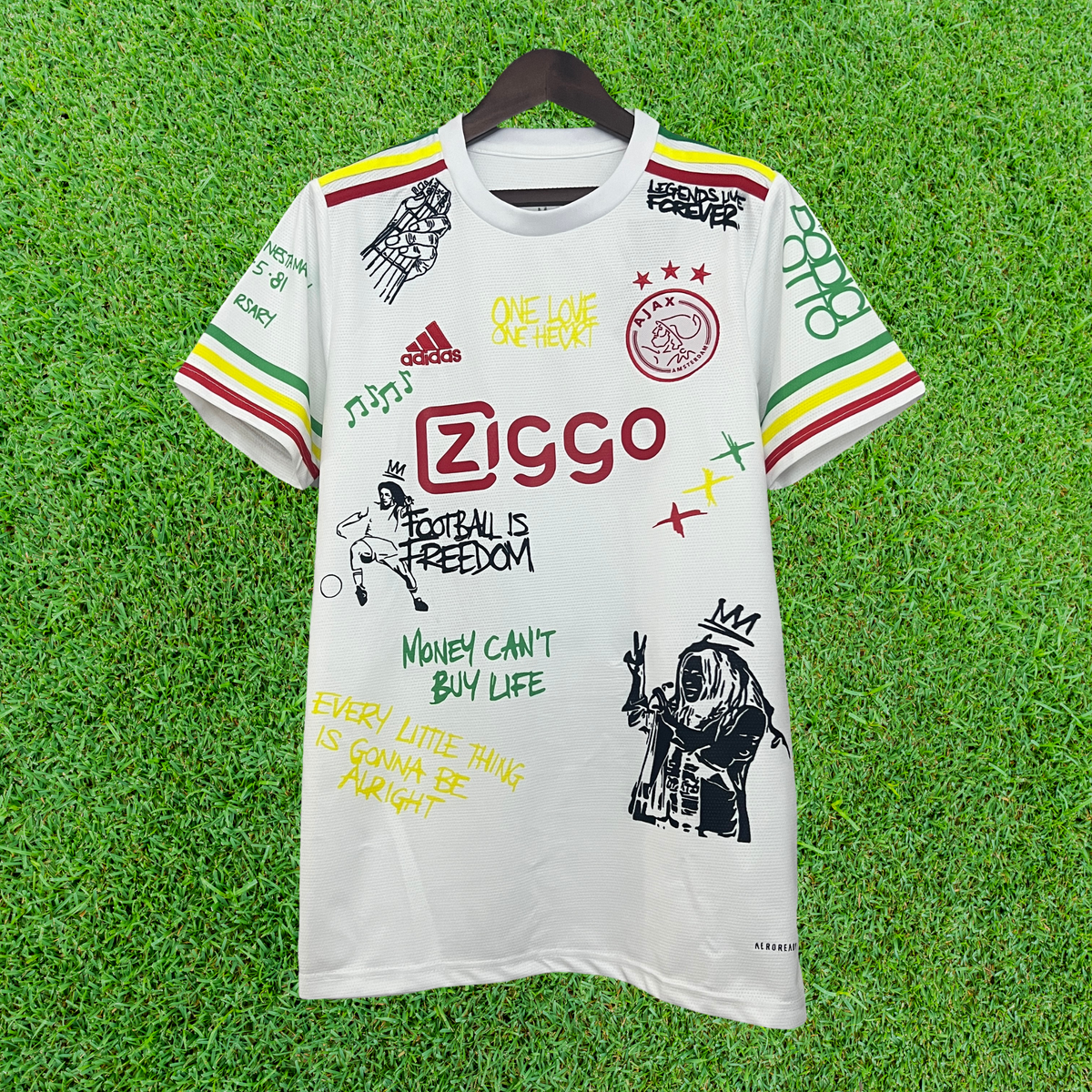 Camisa AFC Ajax Especial Bob Marley 25/26 Torcedor