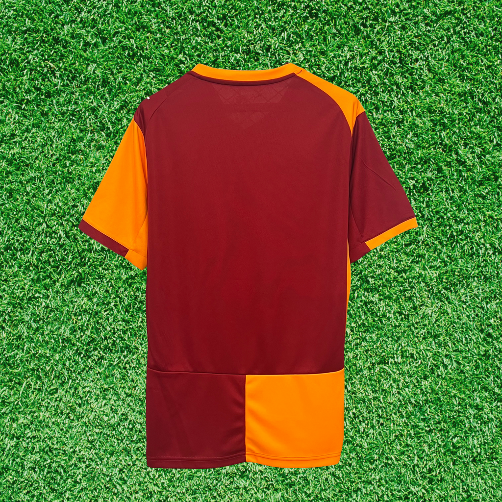 Galatasaray Home Jersey 25/26 Fan Version 