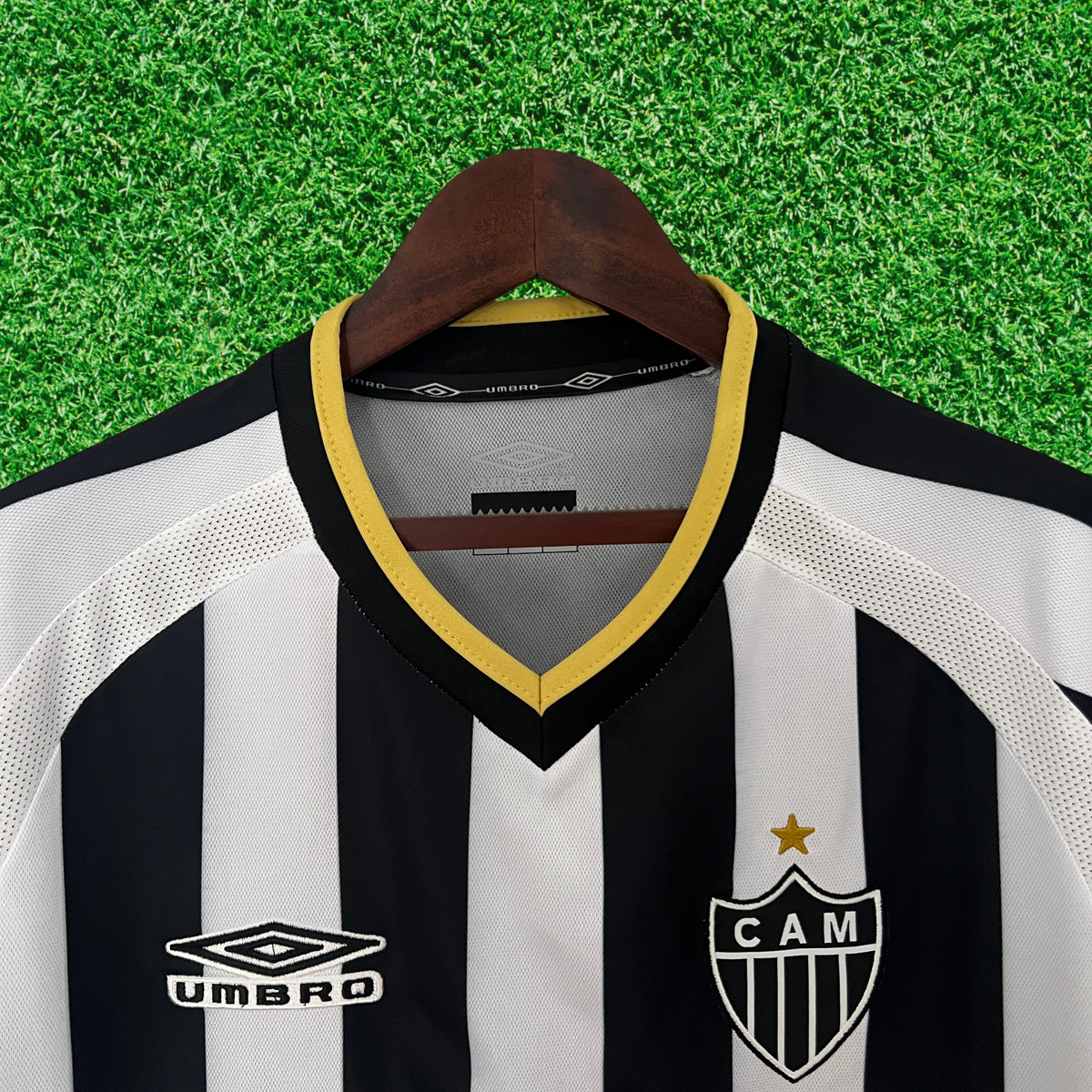 Atlético Mineiro Home Jersey 2003 Retro 