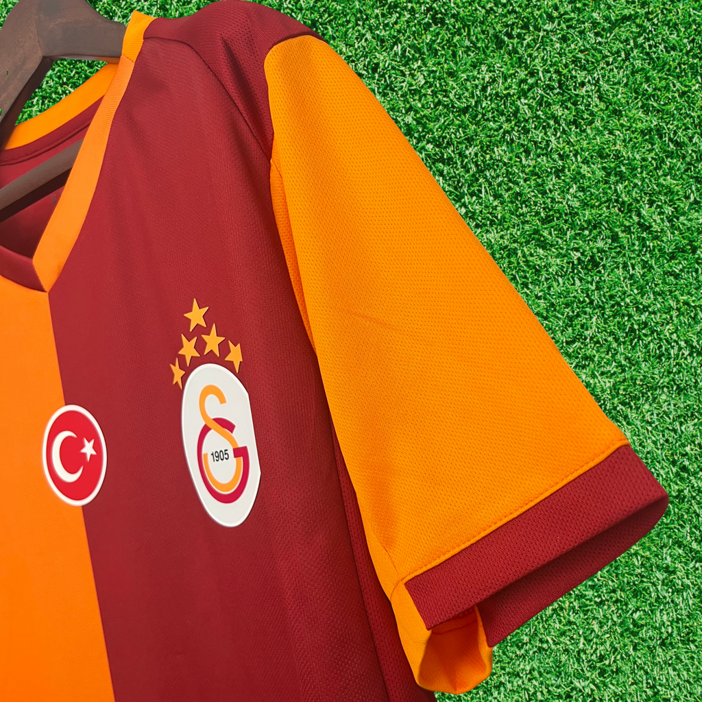 Galatasaray Home Jersey 25/26 Fan Version 