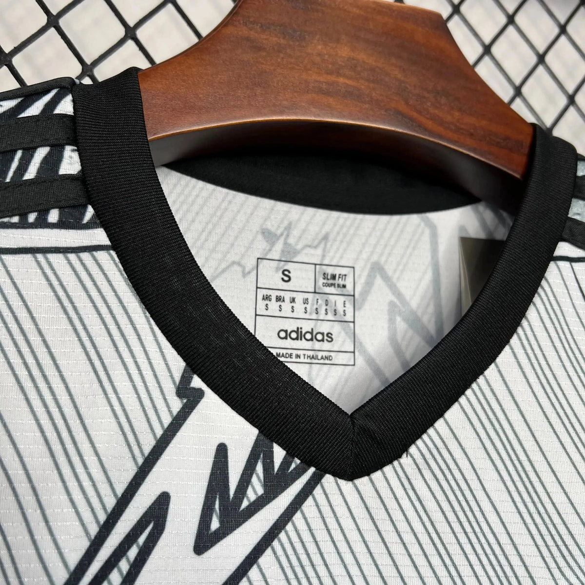 Camisola Saiyajin Edição Especial Homem