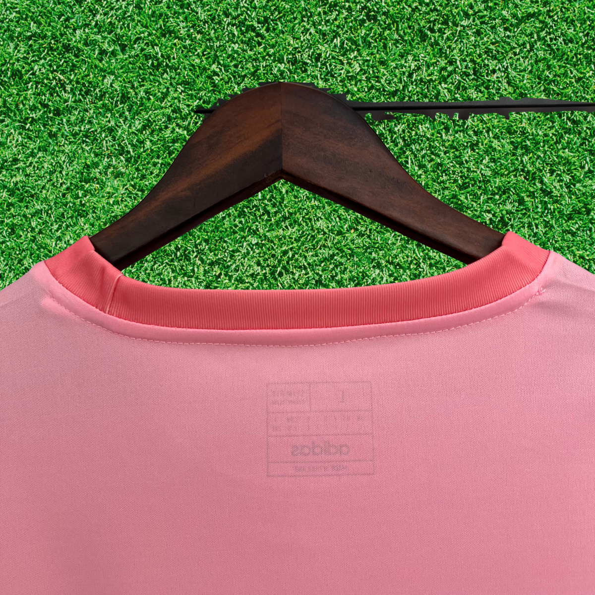 SL Benfica Goalkeeper Jersey, Pink, 25/26, Fan Version 