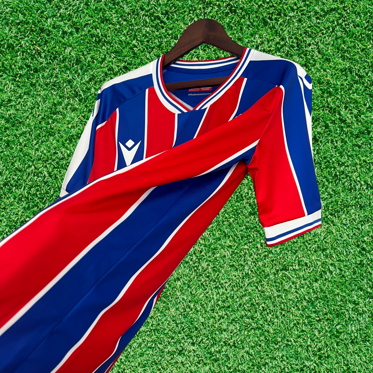Camiseta local del Crystal Palace 25/26, versión para aficionados 