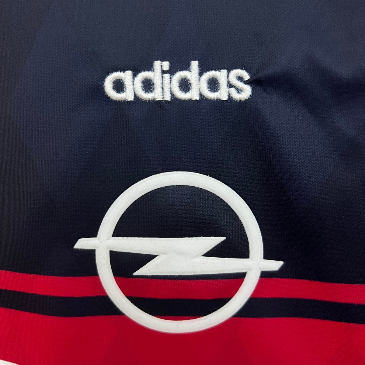 Kit Bayern Munich I 97/99 Infantil
