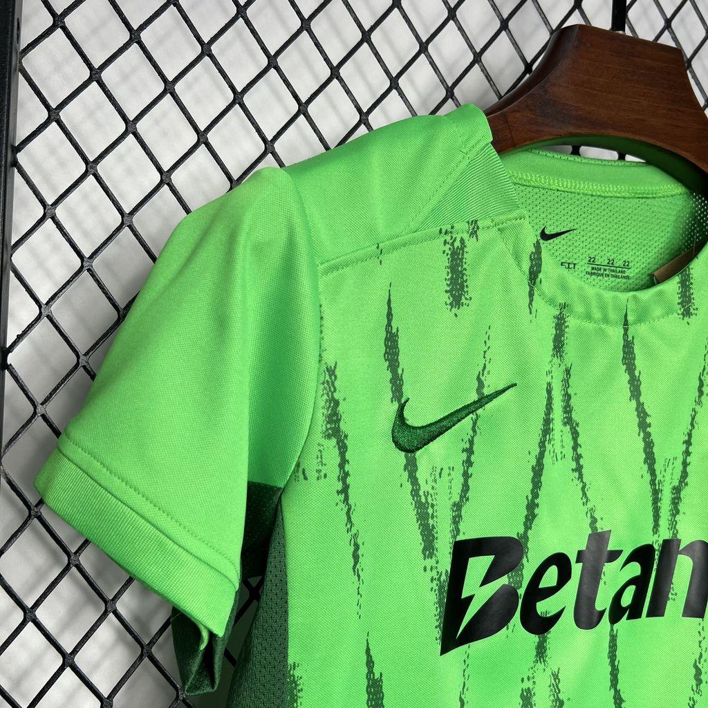 Conjunto Infantil Sporting Verve 2024/25 - ÚLTIMAS UNIDADES! 🔥💚