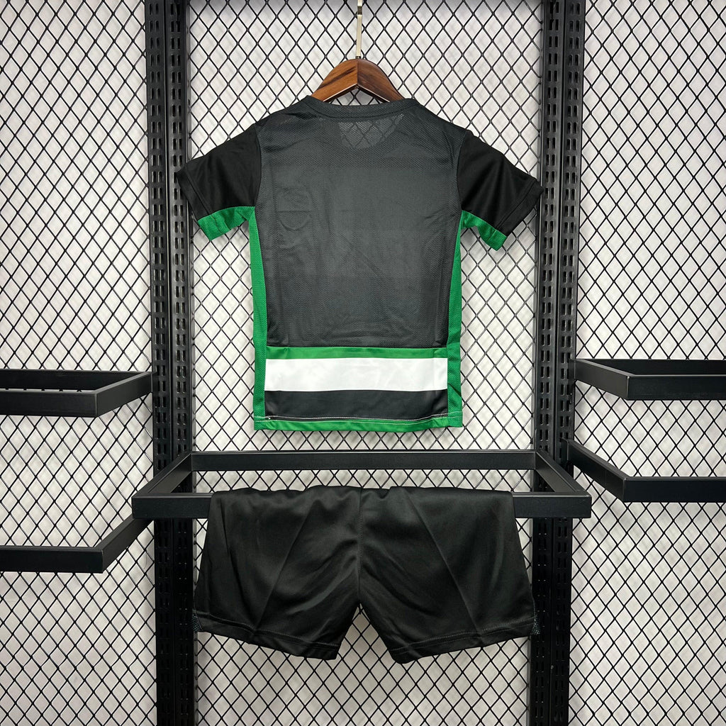 Kit Senior Infantil del Sporting 2024/25 - ¡ÚLTIMAS UNIDADES! 🔥💚