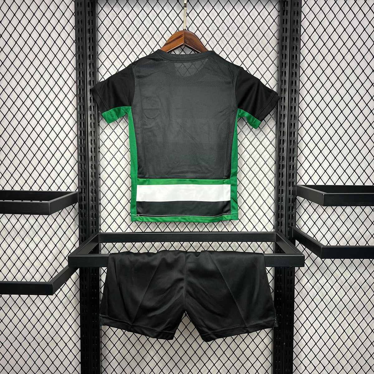 Kit Senior Infantil del Sporting 2024/25 - ¡ÚLTIMAS UNIDADES! 🔥💚