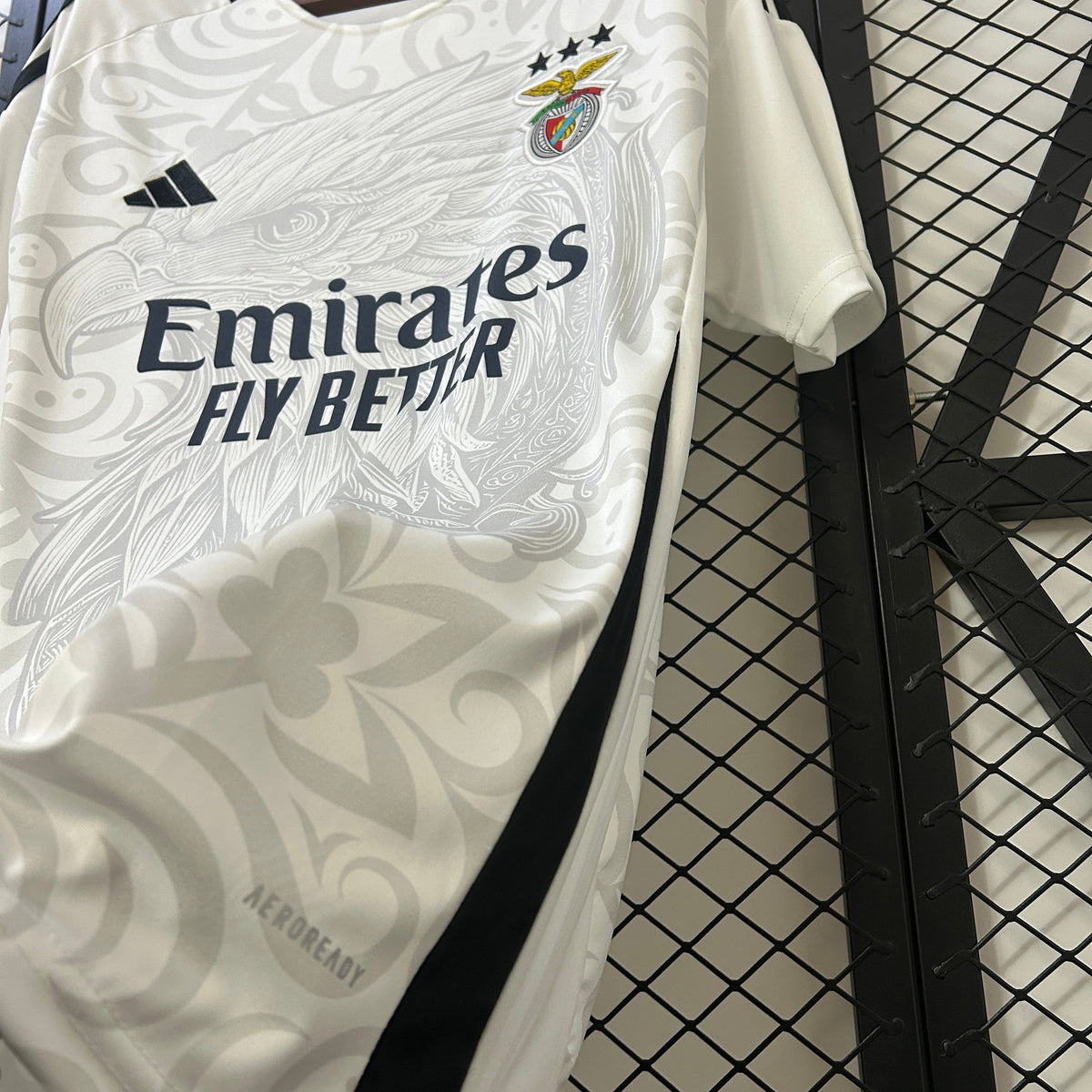 Camiseta Águila Blanca del Benfica 2025/26 - ¡ÚLTIMAS UNIDADES! 🔥🦅 