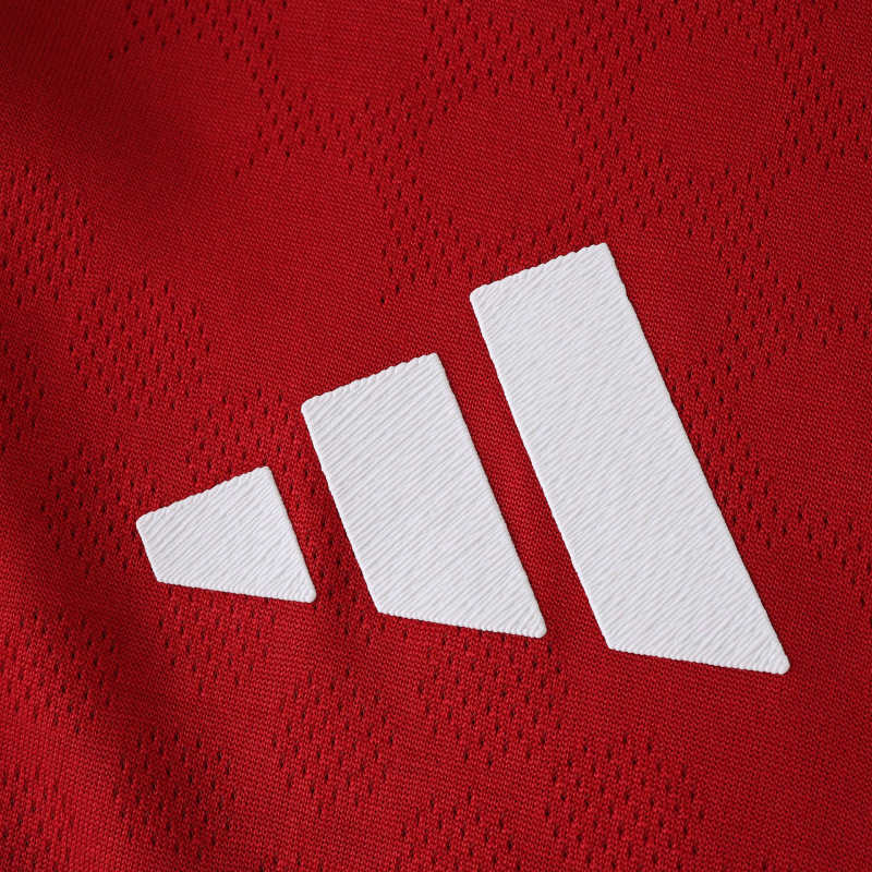 Liverpool Home Player Jersey 2025/26 - Long Sleeve
