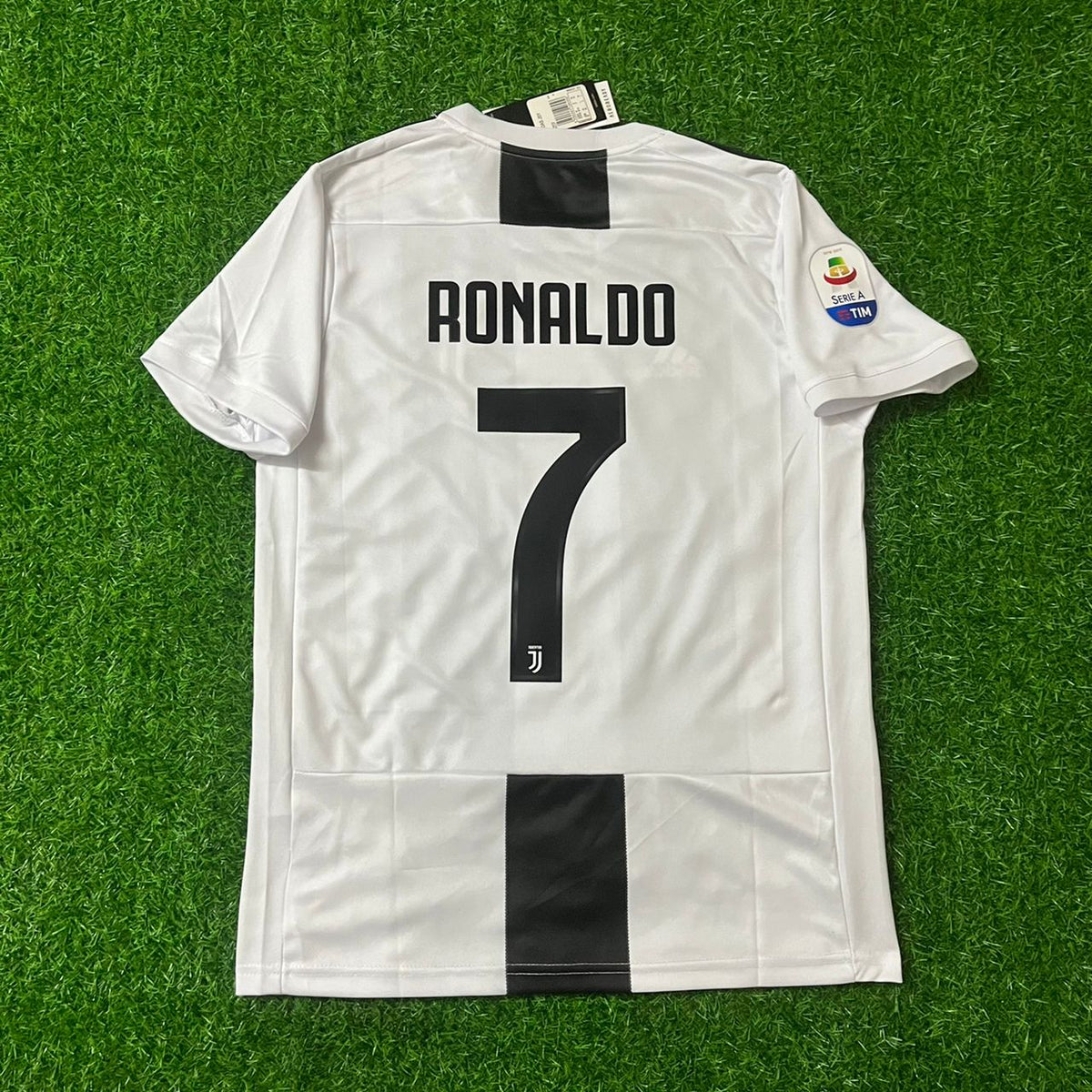 Cristiano Ronaldo Juventus 2018 2019 Retro Jersey Trikot