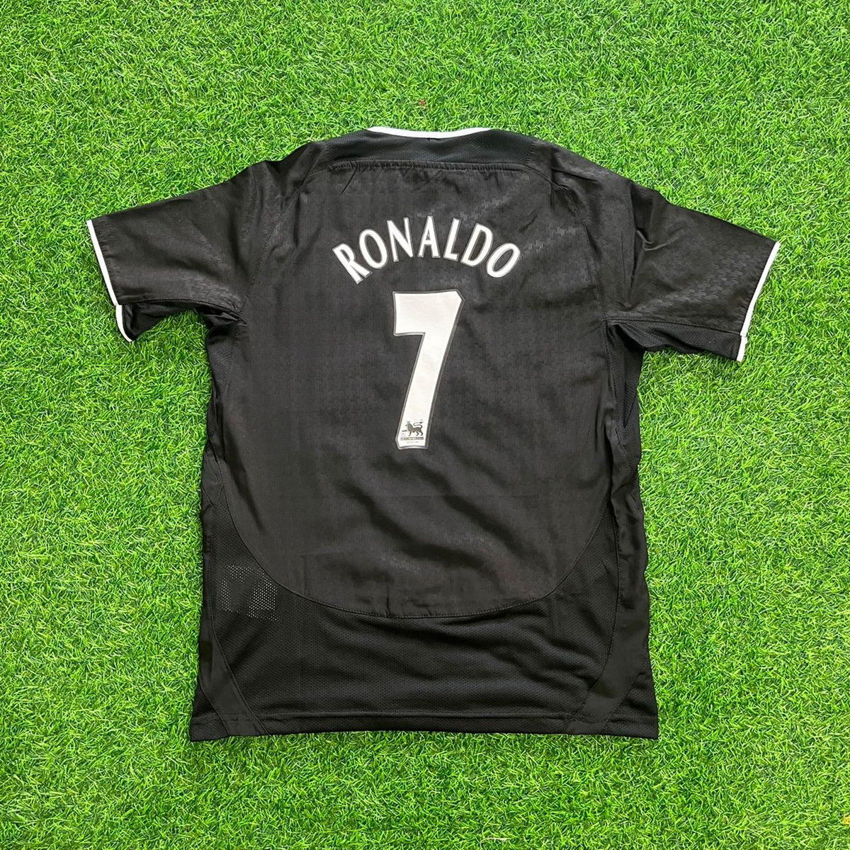 Cristiano Ronaldo Manchester United 2003 2004 Retro Black Jersey Trikot