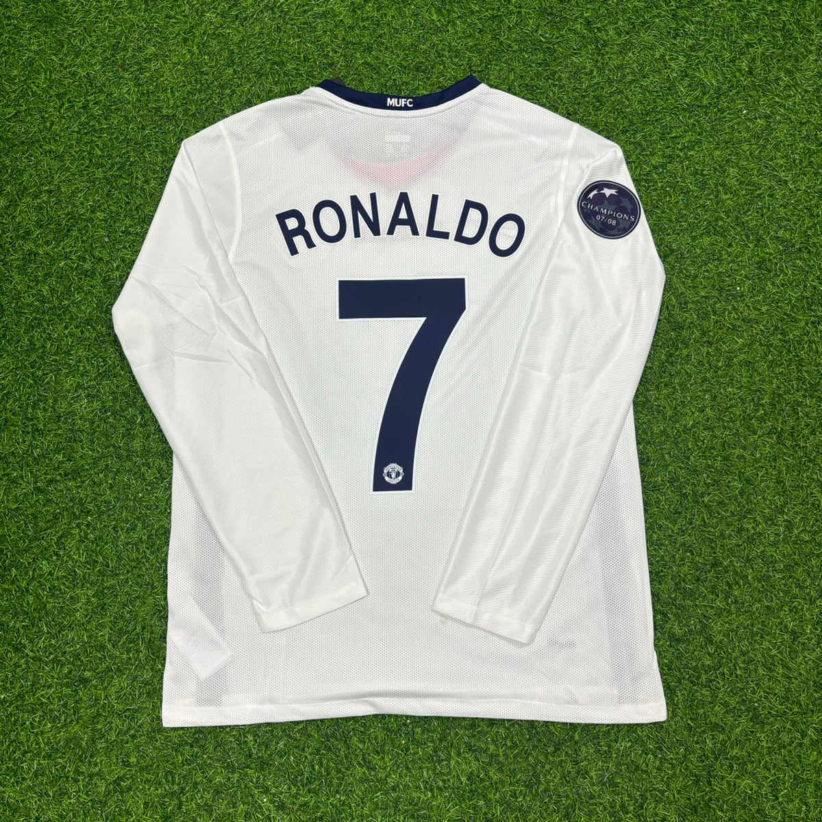 Cristiano Ronaldo Manchester United 2009 CL Final White Long-Sleeve Retro Football Shirt