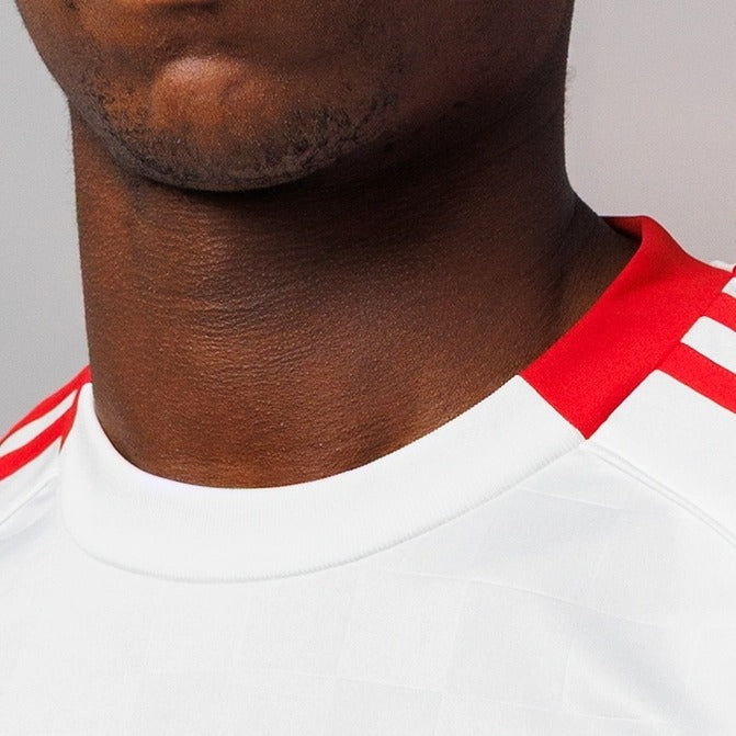 Camisola Benfica Alternativa Branca 2025/26 - ÚLTIMAS UNIDADES! 🔥🦅